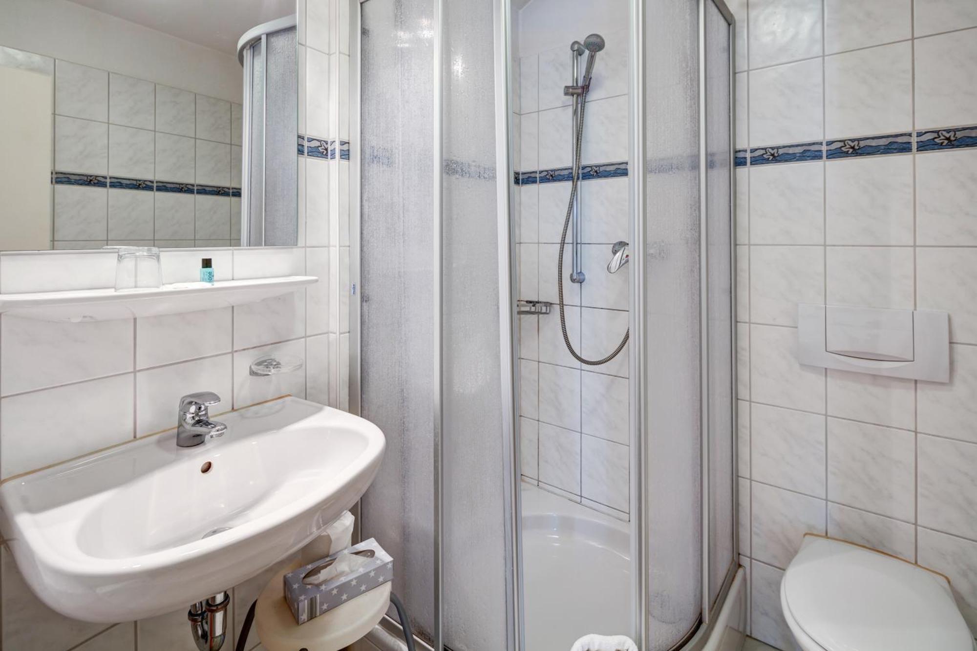 Hotel Leander Bitburg Eksteriør billede