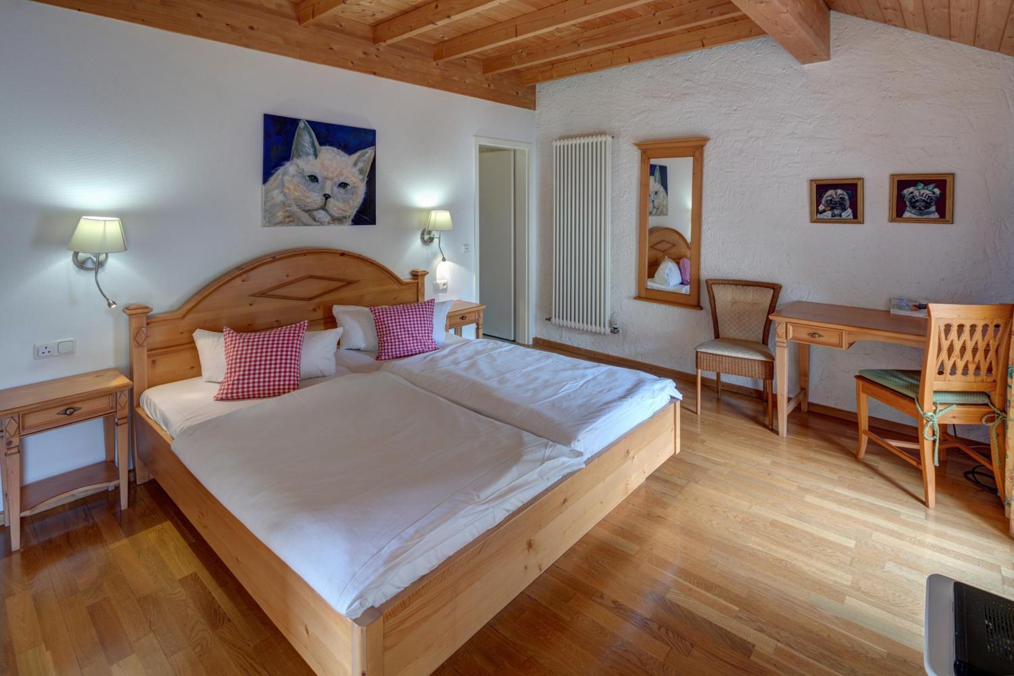 Hotel Leander Bitburg Eksteriør billede