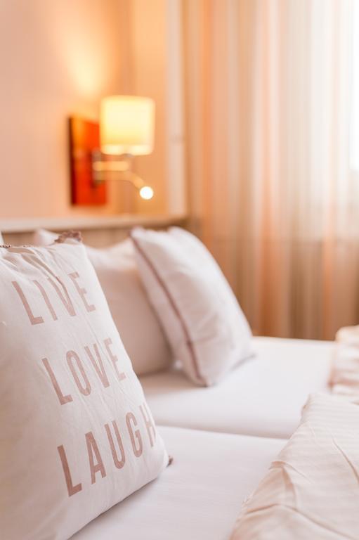 Hotel Leander Bitburg Eksteriør billede