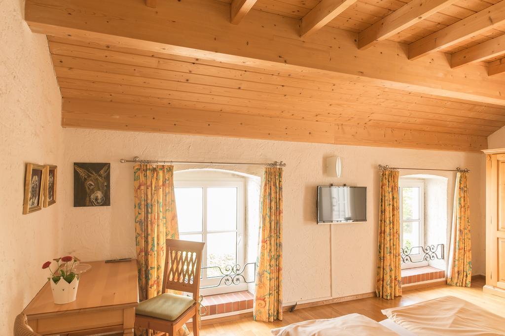Hotel Leander Bitburg Eksteriør billede